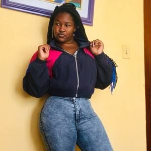 Meet your Posher, Maya